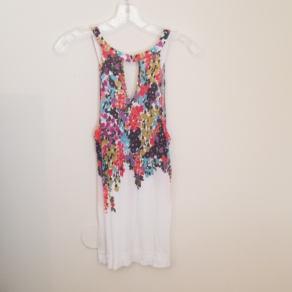 Tank - Picture 2 of 2